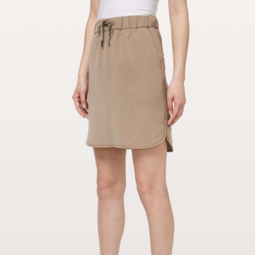 Lululemon on the fly skirt - tan - size 6